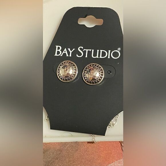 🎉Bay Studio women Silver  fashion 🎊Earrings & necklace set 💥 - Picture 2 of 6